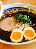 「黒煮干しそば¥750＋味玉¥100」@麺屋 鶏口の写真