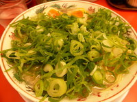 「特製醤油味玉ラーメン（８５０円）＋小ライス」@魁力屋 白井店の写真