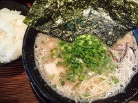 「ランチセット（ラーメンの葱多め）＋のり」@博多一双 博多駅東本店の写真