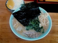「ラーメン(並) ￥730＋ライス ￥150」@千葉家の写真