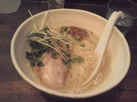 「おふそば塩(焦がしネギ入り)700円」@らぁ麺 おふやの写真