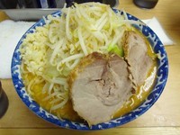 「みそらーめん（880円）ニンニク」@ラーメン二郎 新小金井街道店の写真