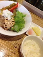 「牛油そば」@NOODLE STOCK 鶴おかの写真