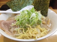「しょうゆのりら～めん 800円」@濃厚こってりら～めん つばめの写真