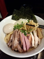 「〖数量限定〗汁なし鶏そば850円」@自家製麺ほうきぼし 神田店の写真