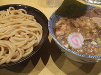 「つけめん＋半チャーシュー　８００円＋１５０円」@くり山の写真