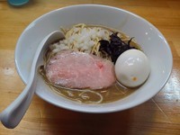 「特濃煮干しそば黒＋出汁注入味玉」@煮干中華ソバ イチカワの写真