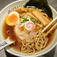 「中華そば　800円」@ソラノイロ ARTISAN NOODLESの写真