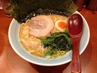 「らーめん」@一八家 横須賀中央店の写真