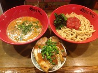 「トマトつけ麺＋みそ豚丼（小）、800円＋250円」@麺処いのこの写真
