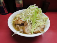 「ぶた5枚入 小ラーメン」@ラーメン二郎 環七一之江店の写真