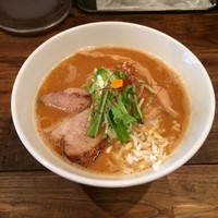 「海老ラーメン」@新宿 モモンガの写真