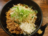 「油そば（にんにく増し）」@麺処 花田 となりの写真