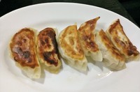 「焼き餃子（6個） \450」@三国古都の写真