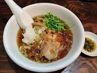 「鳥と鰹のぶっかけ（夏季限定） \780」@醤油らーめん きび太郎の写真