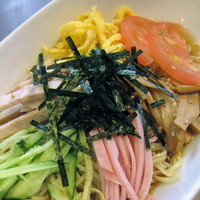 「冷やし中華 850円」@本格炭火焼き肉 吾妻の写真