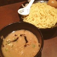 「つけ麺（白）」@麺屋武蔵 武骨相傳の写真