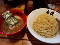 「豚鶏つけめん（中盛同料金）800円」@赤備の写真