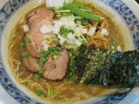 「煮干豚骨ラーメン　「700円」」@麺処 夏海の写真