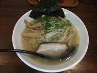 「とり塩_中麺」@信州麺屋 とんずら －カエン－の写真