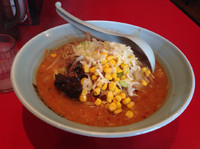 「味噌ラーメン辛め(大盛り)800円+100円」@元祖ニュータンタンメン本舗イソゲン 南加瀬の写真