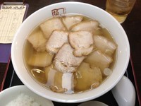 「焼豚ラーメン+半ライス（850+0円）」@喜多方ラーメン 坂内 有楽町店の写真