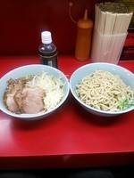 「小豚つけ麺野菜ニンニク(790円＋100円)」@ラーメン二郎 中山駅前店の写真