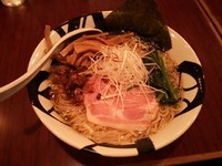 「金色の塩ラーメン（大盛）」@凌駕IDEAの写真