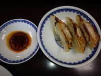 「餃子(3ヶ)(200円)」@ごはん処 食堂ミサ あらい道の駅店の写真