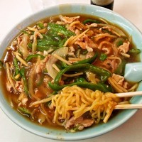 「肉そば（大盛）630円＋100円=730円」@まこと食堂の写真