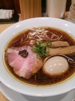 「味玉醤油そば900円」@Japanese Soba Noodles 蔦の写真