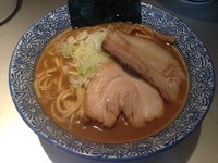 「濃厚豚骨魚介らーめん」@豚骨一燈の写真