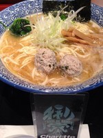 「濃厚魚介らーめん（中盛り）８００円」@麺屋 一燈 ラゾーナ川崎店の写真