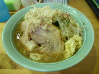 「えぼし麺（にんにく・アブラ）¥650」@えぼし麺 菜良の写真