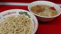 「【本日限定】つけ麺(麺少なめ・ニンニク・辛味噌)」@ラーメン二郎 湘南藤沢店の写真