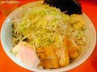 「油そば醤油(きざみ豚温玉)+海苔+レン草 (940円)」@ちばからの写真