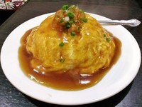 「ふんわり半熟卵のカニ玉炒飯 \880」@三国古都の写真