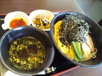 「冷たいざる中華そば～やたら添え～　８５０円」@麺道 麒麟児の写真