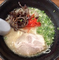 「【限定】トンコツラーメン650(味変替え玉付)」@らーめん・つけめん 八角の写真