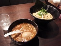 「濃厚魚介つけ麺」@スージーハウスの写真