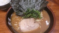 「ラーメン（650円）＋海苔（100円）＋ライス（0円）」@家系ラーメン ○貴家の写真