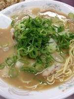 「ラーメン 焼き飯」@大黒ラーメン 本店の写真