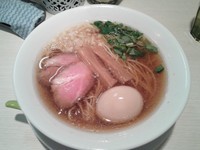 「味玉醤油そば」@蔦の葉の写真