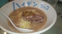 「【限定】ふこふこイカ塩ラーメンからの味噌ラーメン\800」@ハイデン.コッコFACTORYサマンサ・タマサの写真