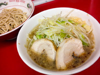 「つけ麺(麺少なめ)野菜＋ニンニク少なめ」@ラーメン二郎 湘南藤沢店の写真