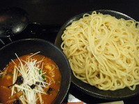 「四川つけ麺（中盛り）甘さなし辛さ増しオーダー750円」@小麦屋 満月の写真