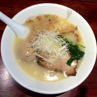 「塩ラーメン700円＋味玉100円」@RAMEN&DINING ARAKAN らーめん阿羅漢の写真