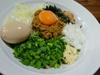 「カレー台湾まぜそば　800円＋玉ねぎ入り、味玉」@二代目 むじゃきの写真
