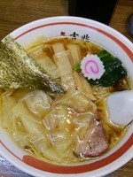 「ワンタン麺880円+そぼろ丼100円」@青竹平打ち中華そば 麺壱吉兆の写真