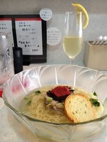 「透明トマトジュースと冷製アサリだしの塩ラーメン 魚介の～」@ラーメン星印の写真
